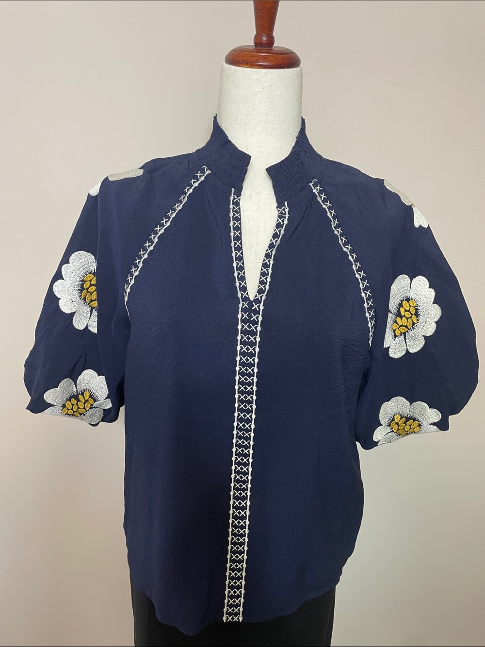 THML Navy Puff-Sleeve Embroidered Floral Blouse - Sz S